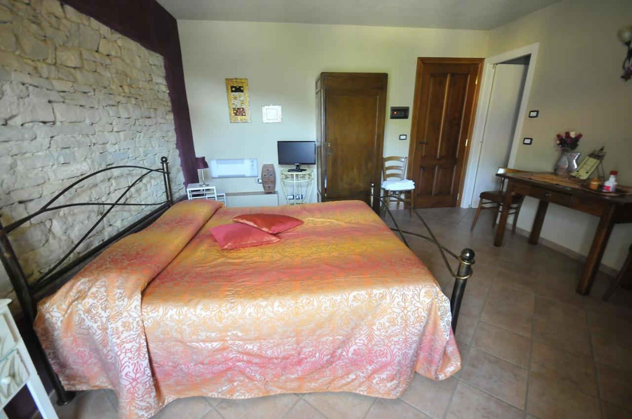 Bed and Breakfast Ca' Pavaglione Country House Borgomale Exterior foto